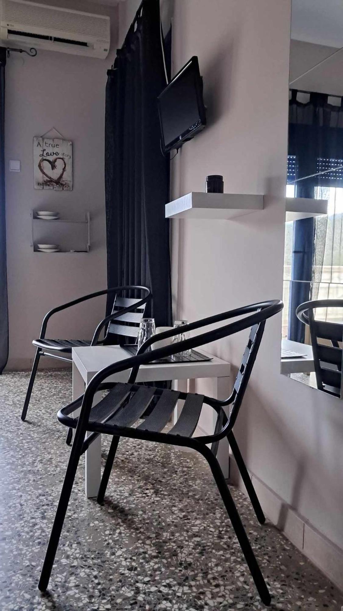 فوروفورو Meerithic Rokka Rooms المظهر الخارجي الصورة